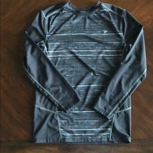 2for1 - Old Navy active long sleeve go dry shirts